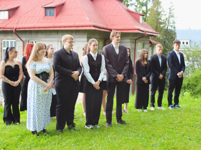 Předávání maturitních vysvědčení